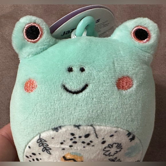 Kellytoy Fritz the Frog Squishmallow Clip-on Backpack Stuffed Plush Toy 5” - Picture 6 of 16